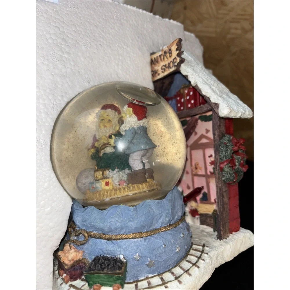 Santa's Lighted Musical Workshop Waterball Snowglobe‎ Style 7.5